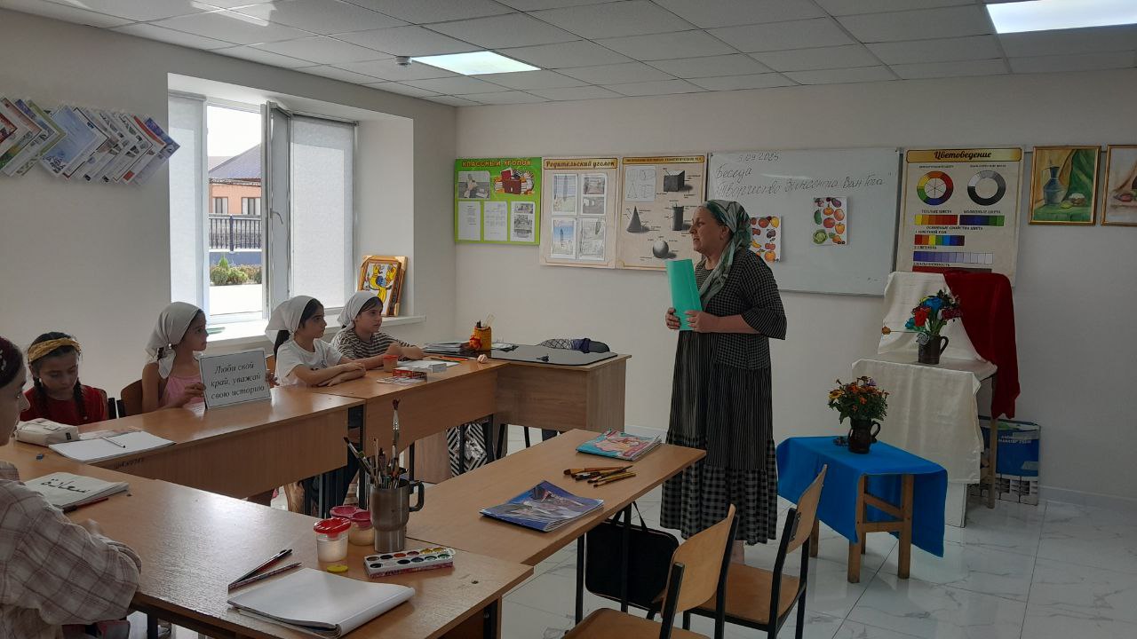 Краеведческая библиопанорама «Люби свой край, уважай свою историю»