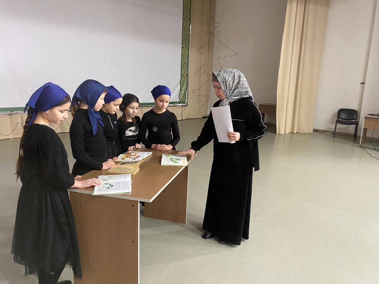 Экологический час «Наши следы в природе»