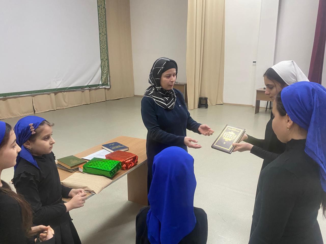 Акция «Подари книгу, подари мир»