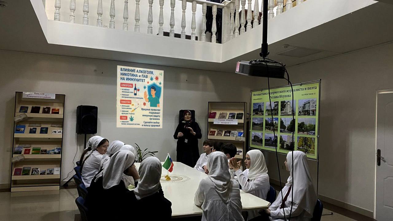 Тейбл-ток «Кто кого, или молодежь в мире вредных привычек»