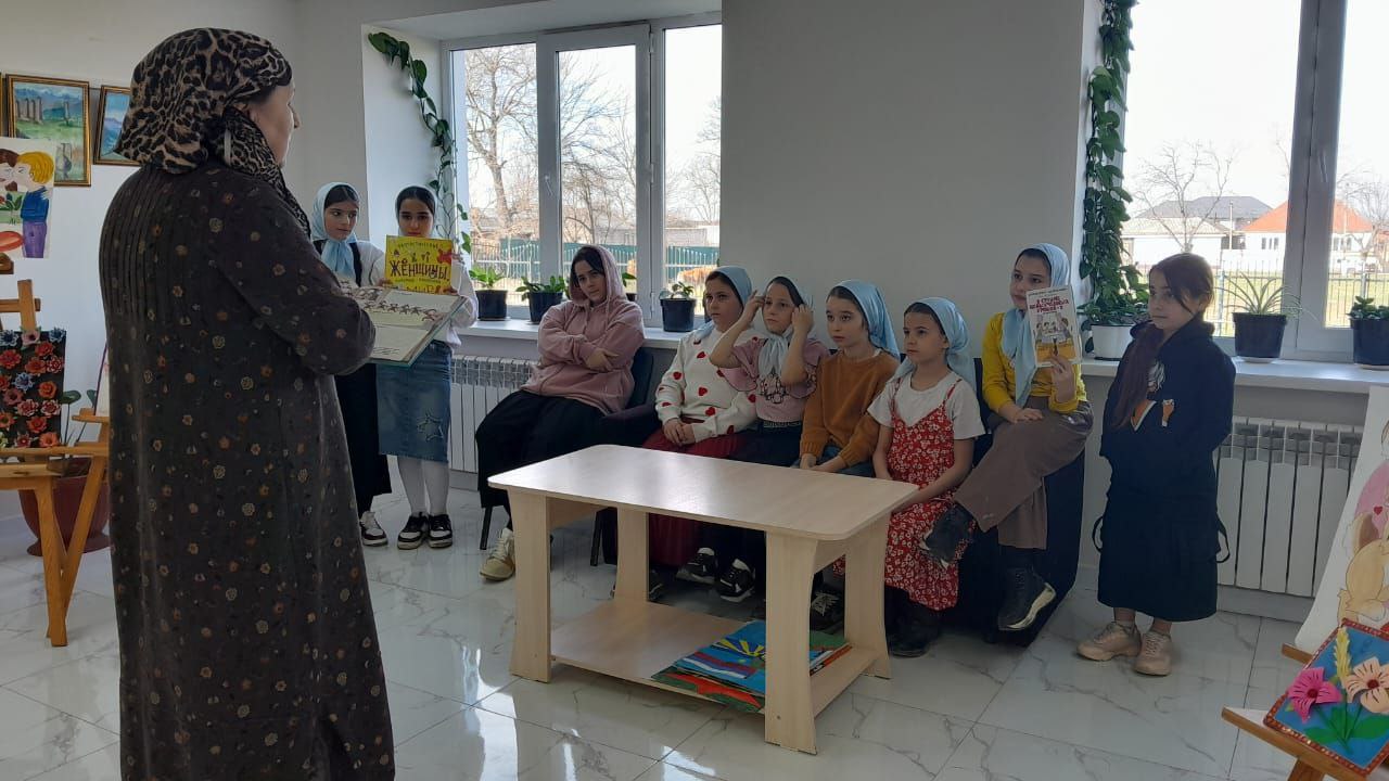 Час громкого чтения «Читай со мной»