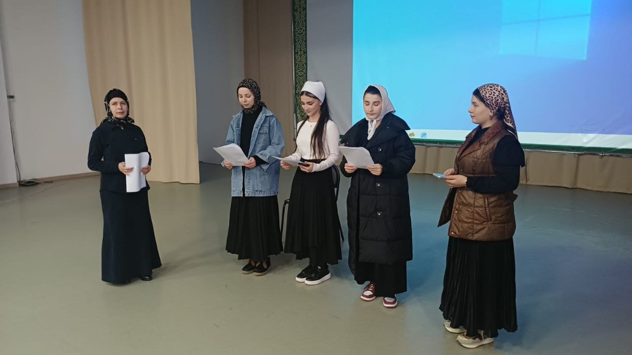 Литературно-поэтический час «Живут в моем сердце стихи»